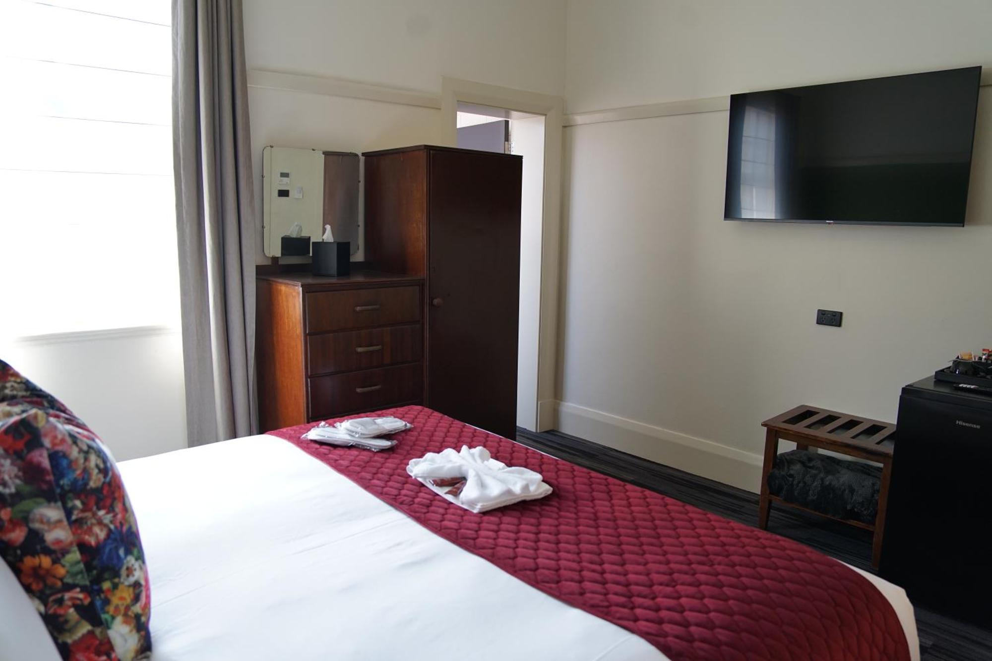 Hotel Queanbeyan Canberra Extérieur photo